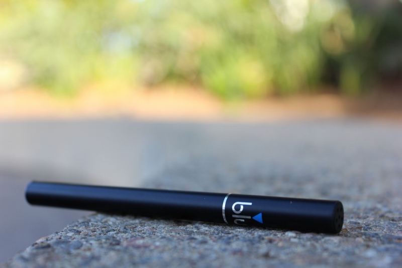 boutique-FIGANIERES-min_e_cigarette_vaping_blu_cigs_blu_electronic_cigarette_tobacco_cigarette_smoke-637061